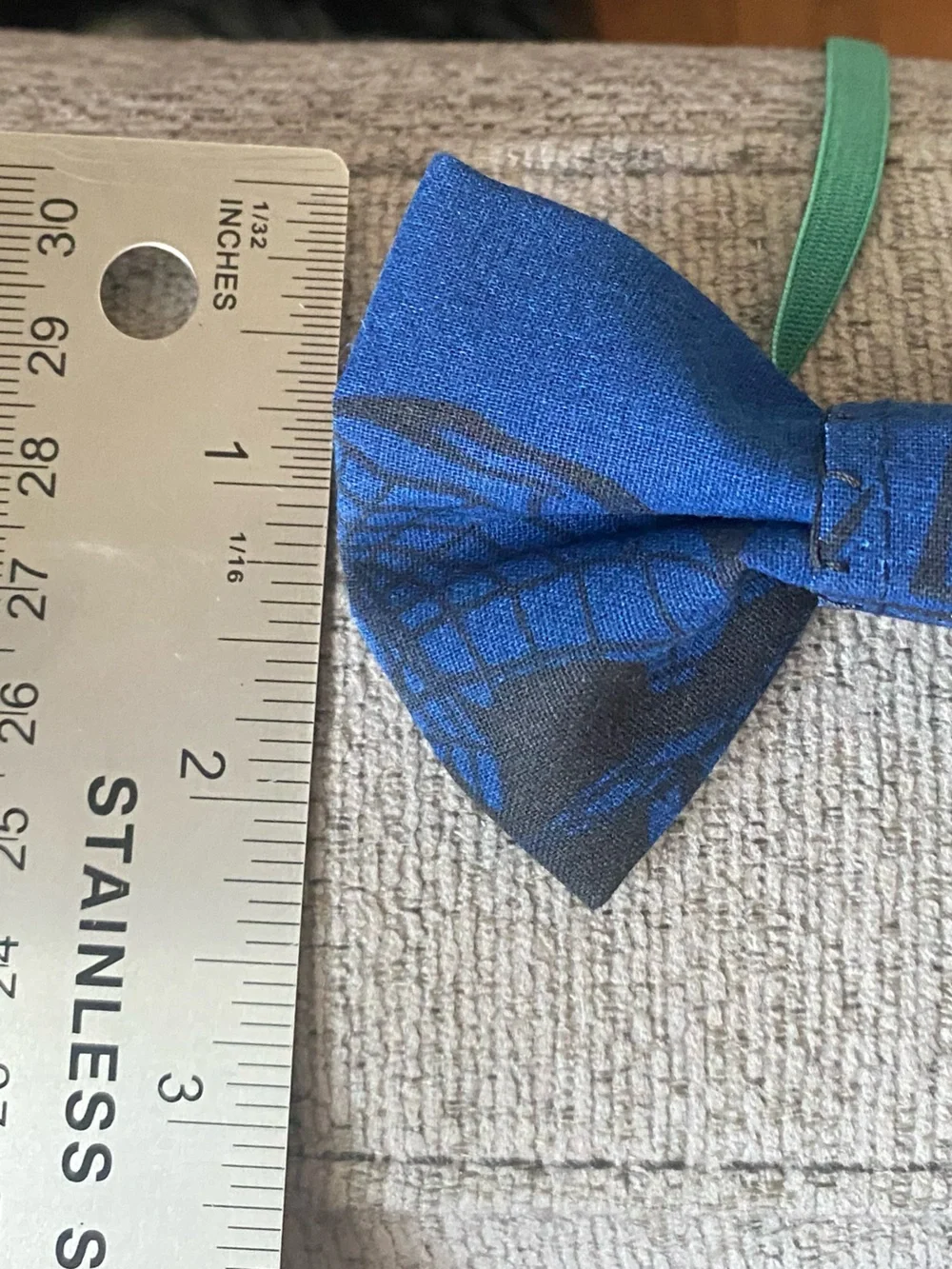 Spider-Man Blue Fabric Bow tie with Green Elastic - Unbranded